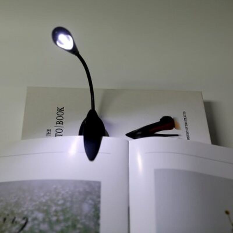 Lampica za čitanje iTotal klip crna