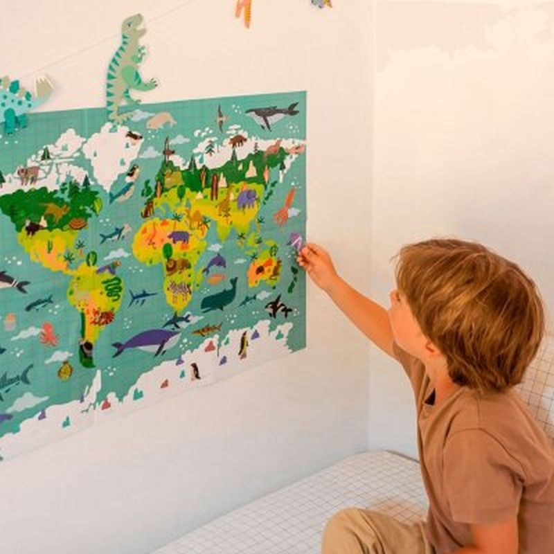 Maxi plakat Apli sa naljepnicama karta svijeta
